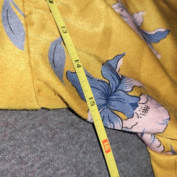buttonupdress closet clear out - Picture 11 of 11